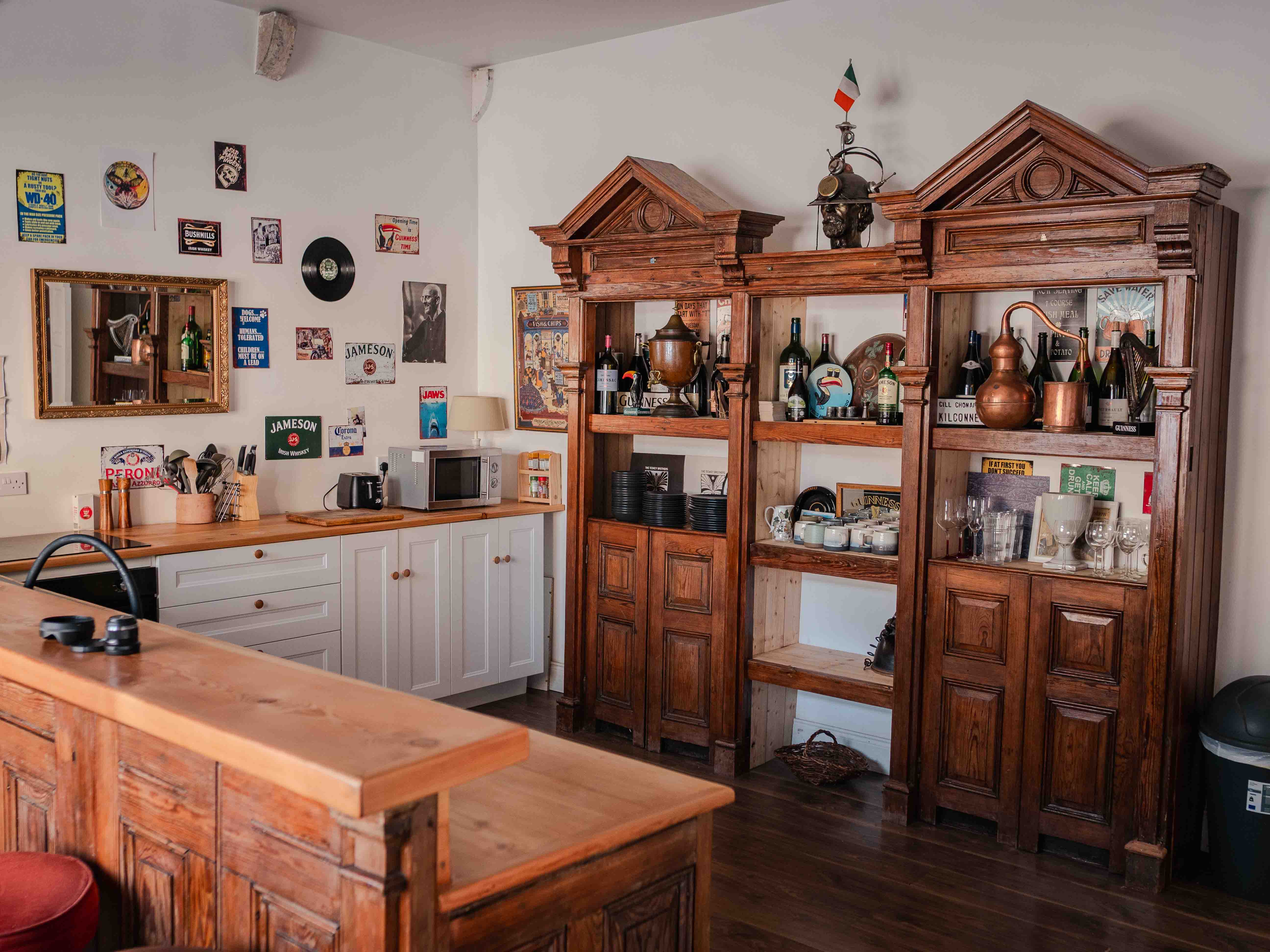 The coach house bar