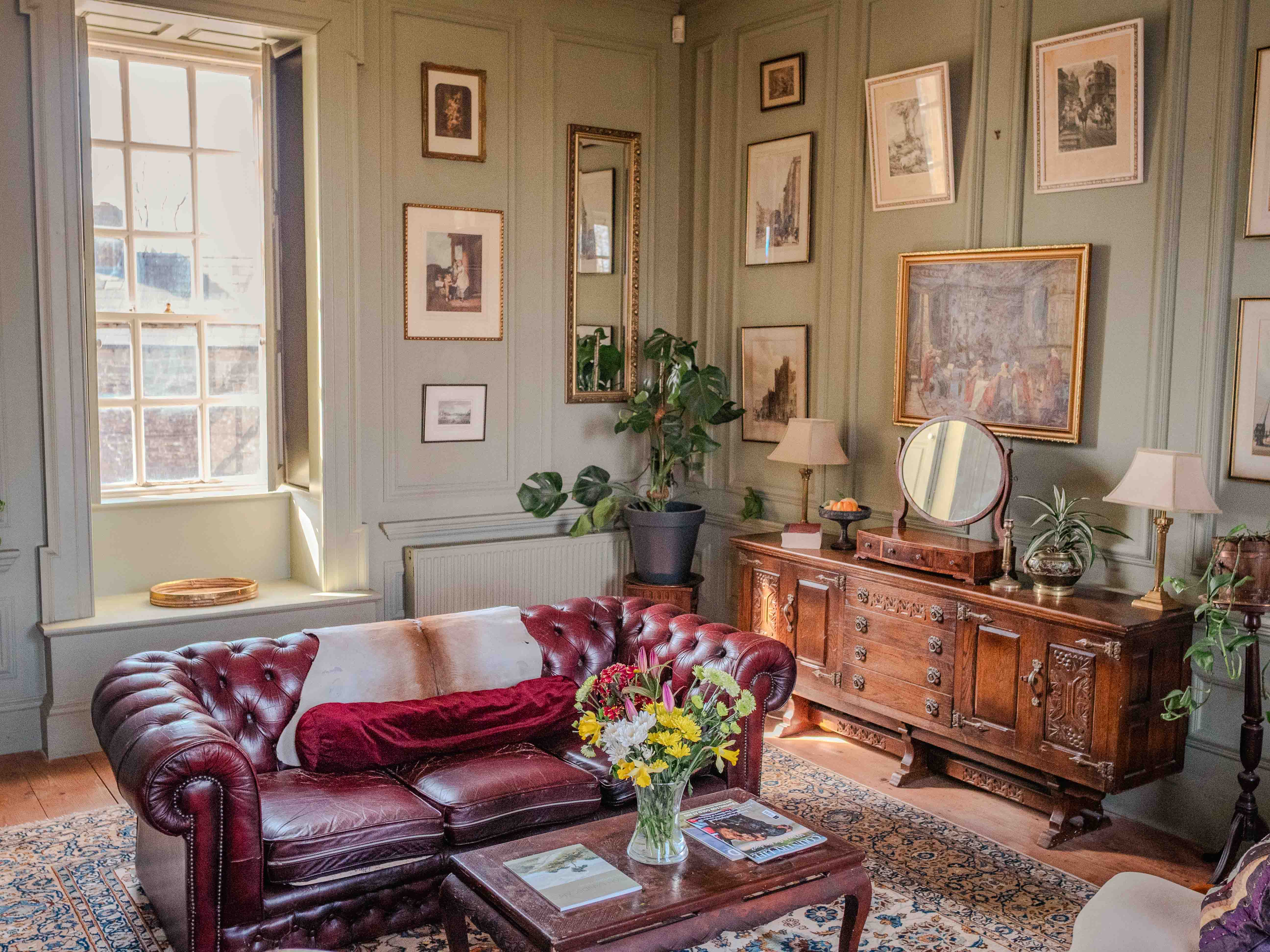The drawing room